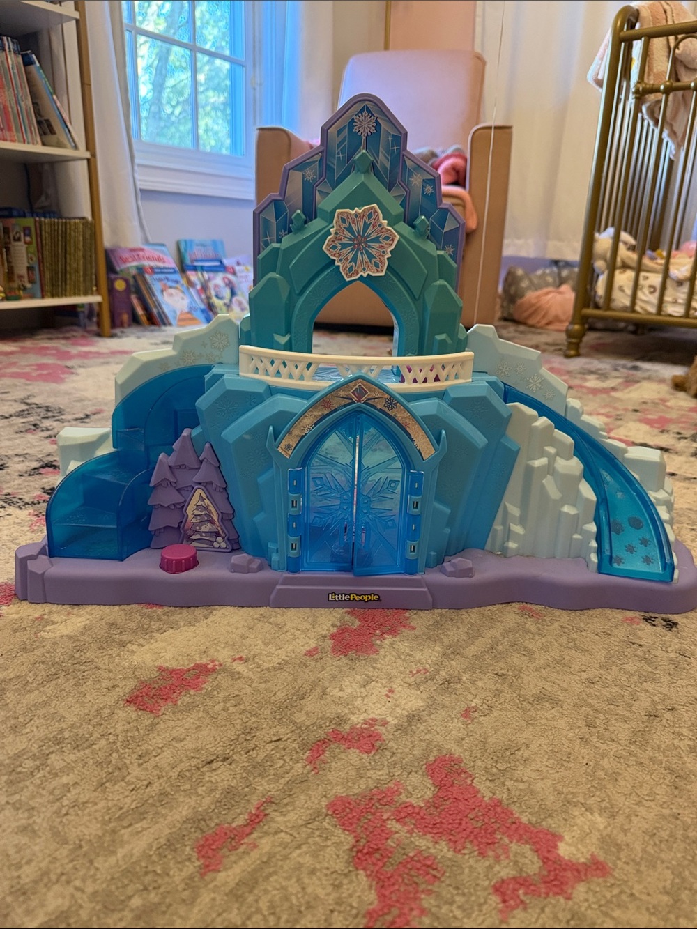 Frozen Little People Castle